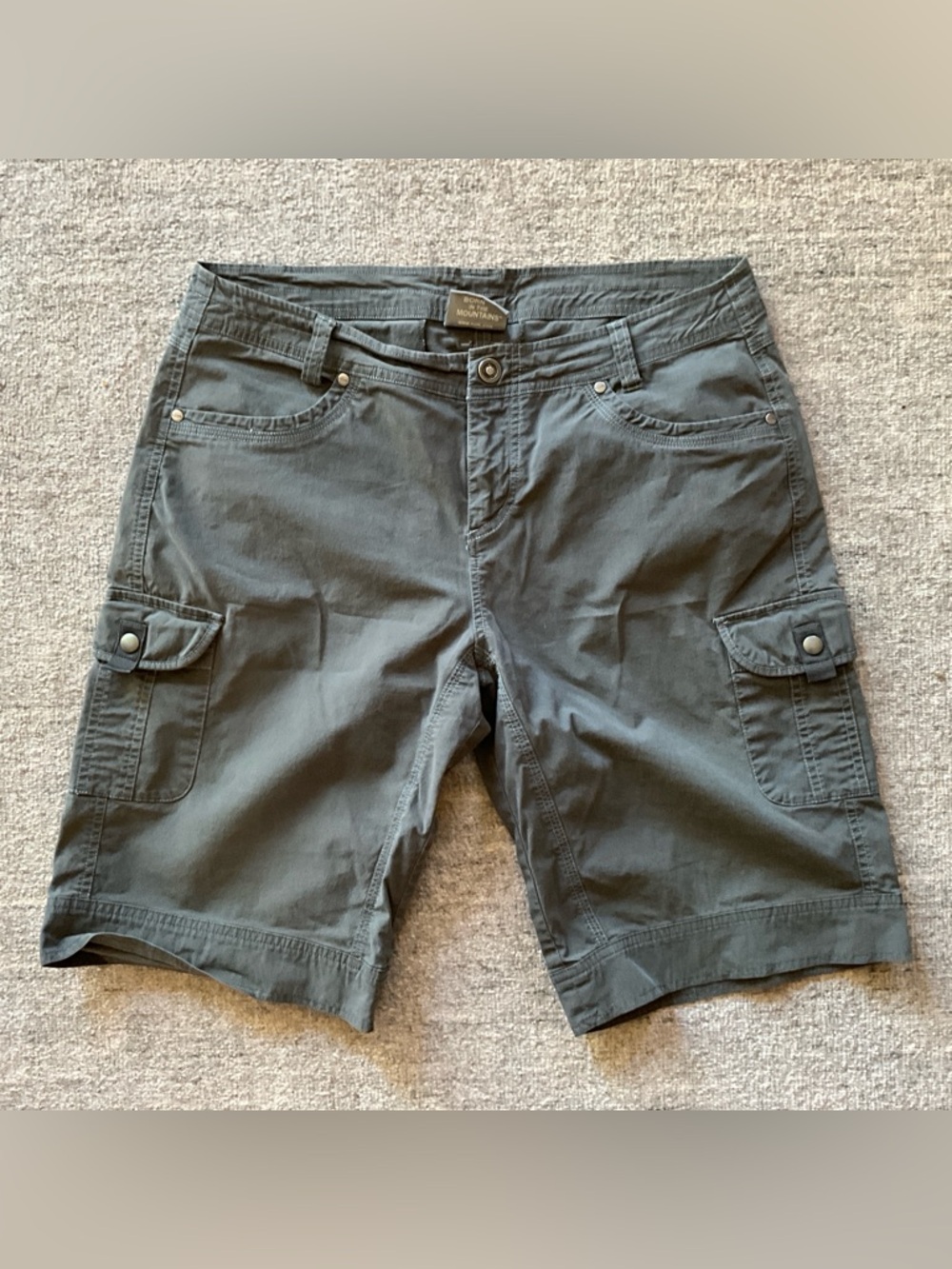 Kuhl Women's Cargo Athletic Shorts size 12